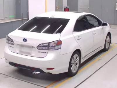 Lexus HS