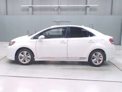 Lexus HS