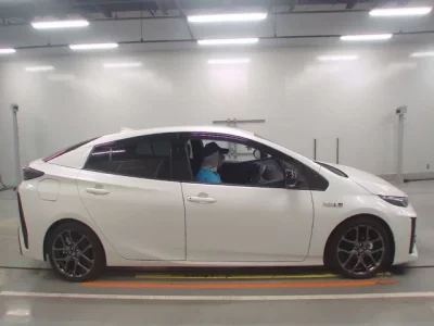 Toyota PRIUS PHV