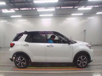 Daihatsu ROCKY