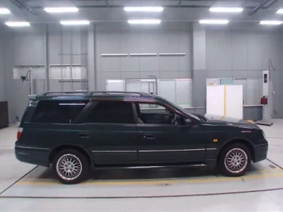 Nissan STAGEA