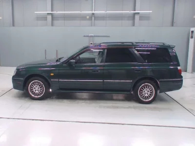 Nissan STAGEA