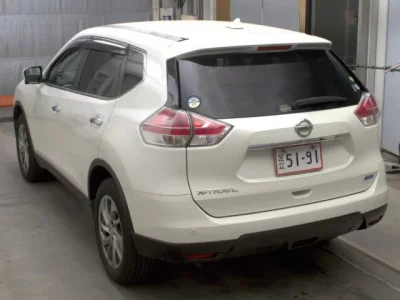 Nissan X-TRAIL