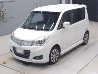 Mitsubishi DELICA D2