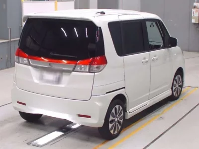Mitsubishi DELICA D2
