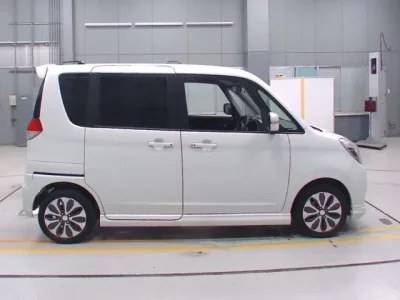 Mitsubishi DELICA D2