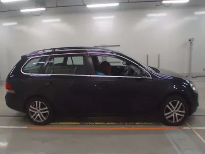 Volkswagen GOLF VARIANT