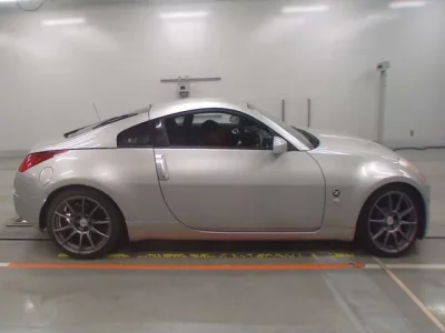 Nissan FAIRLADYZ