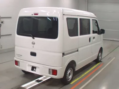 Nissan CLIPPER VAN