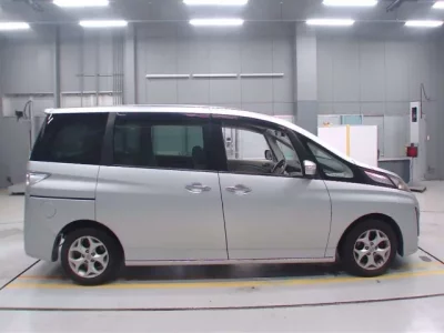 Mazda BIANTE