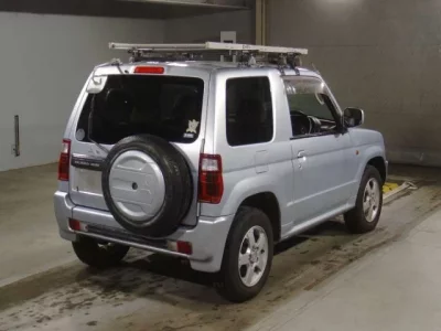 Mitsubishi PAJERO MINI