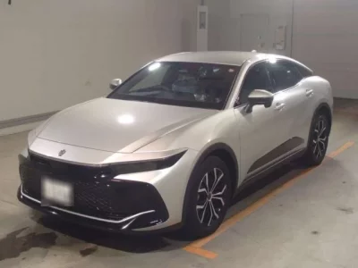 Toyota CROWN CROSSOVER