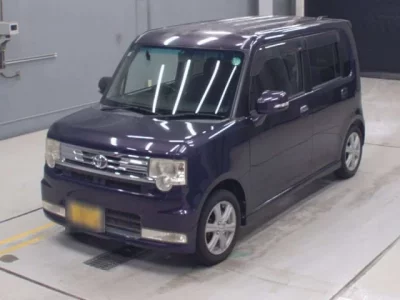 Toyota PIXIS SPACE
