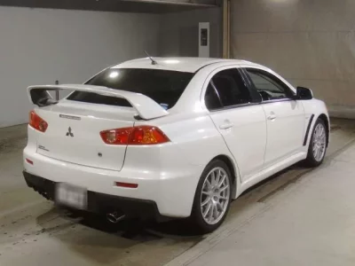 Mitsubishi LANCER