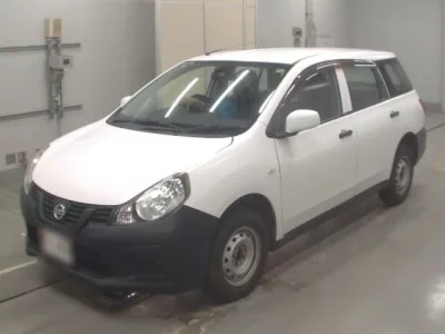 Nissan AD