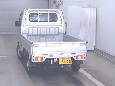 Nissan CLIPPER TRUCK