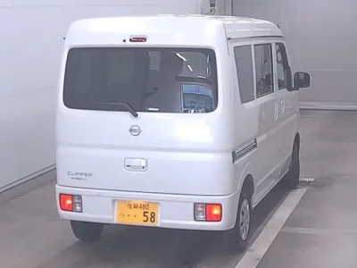 Nissan CLIPPER VAN