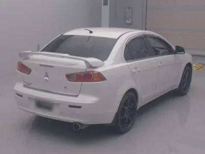 Mitsubishi GALANT FORTIS