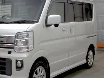 Nissan CLIPPER RIO