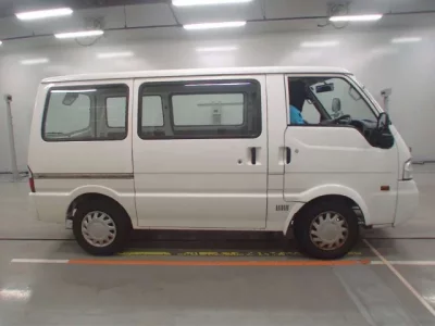 Mazda BONGO VAN