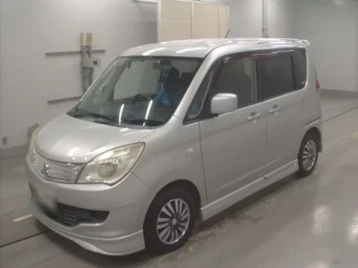 Mitsubishi DELICA D2