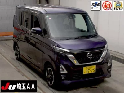 Nissan ROOX
