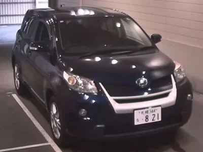 Toyota IST