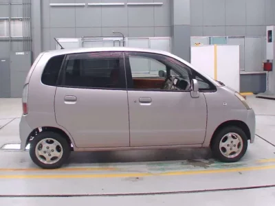 Suzuki MRWAGON