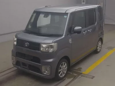 Toyota PIXIS MEGA
