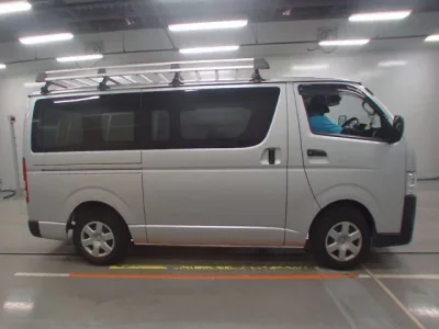 Toyota REGIUS ACE VAN