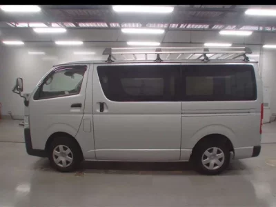 Toyota REGIUS ACE VAN