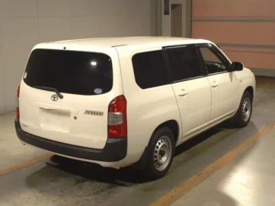 Toyota SUCCEED