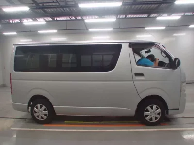 Toyota REGIUS ACE VAN