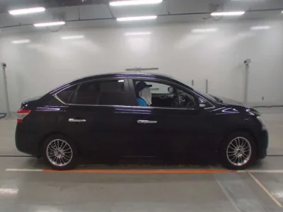 Nissan SYLPHY