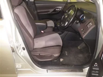 Toyota MARK X ZIO