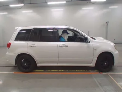 Mitsubishi AIRTREK