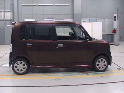 Toyota PIXIS SPACE
