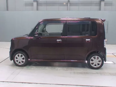 Toyota PIXIS SPACE