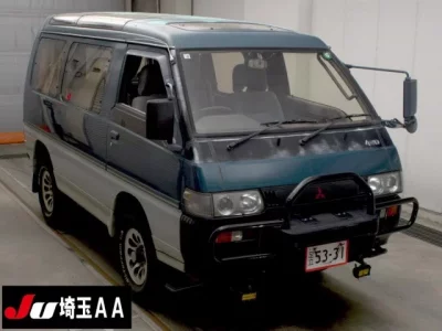 Mitsubishi DELICA WAGON