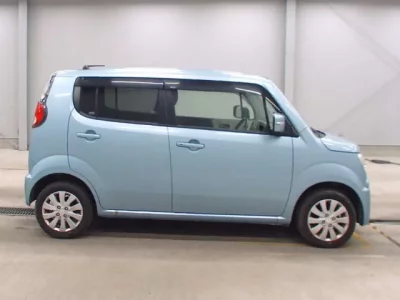 Suzuki MRWAGON