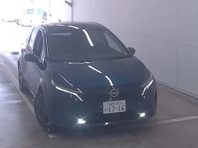 Nissan AURA