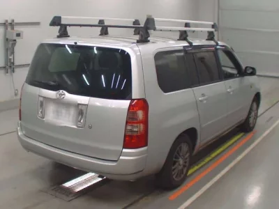 Toyota SUCCEED