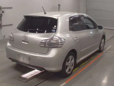 Toyota BLADE