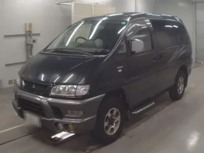 Mitsubishi DELICA
