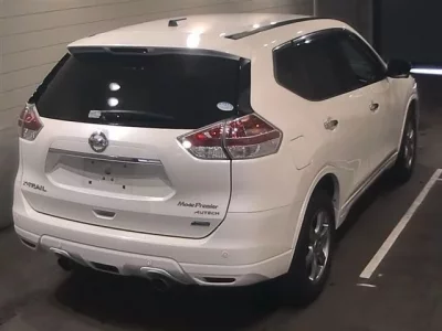 Nissan X-TRAIL
