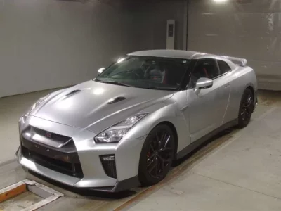 Nissan GT-R