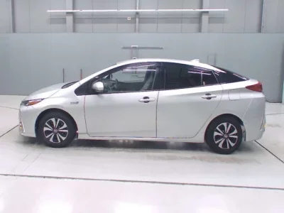 Toyota PRIUS PHV