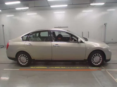 Nissan TEANA