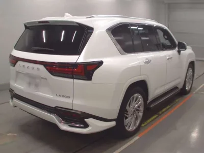 Lexus LX