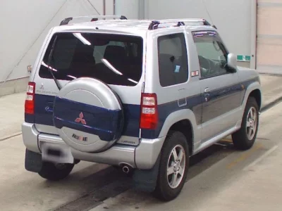 Mitsubishi PAJERO MINI